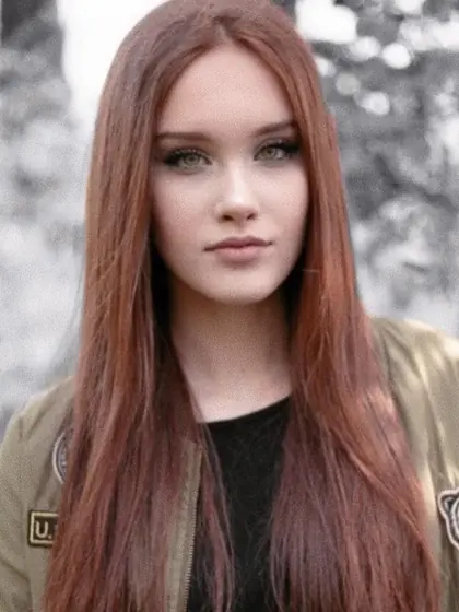 Redhead b•••