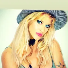 VikyMoore