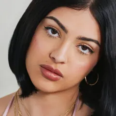 Malu Trevejo